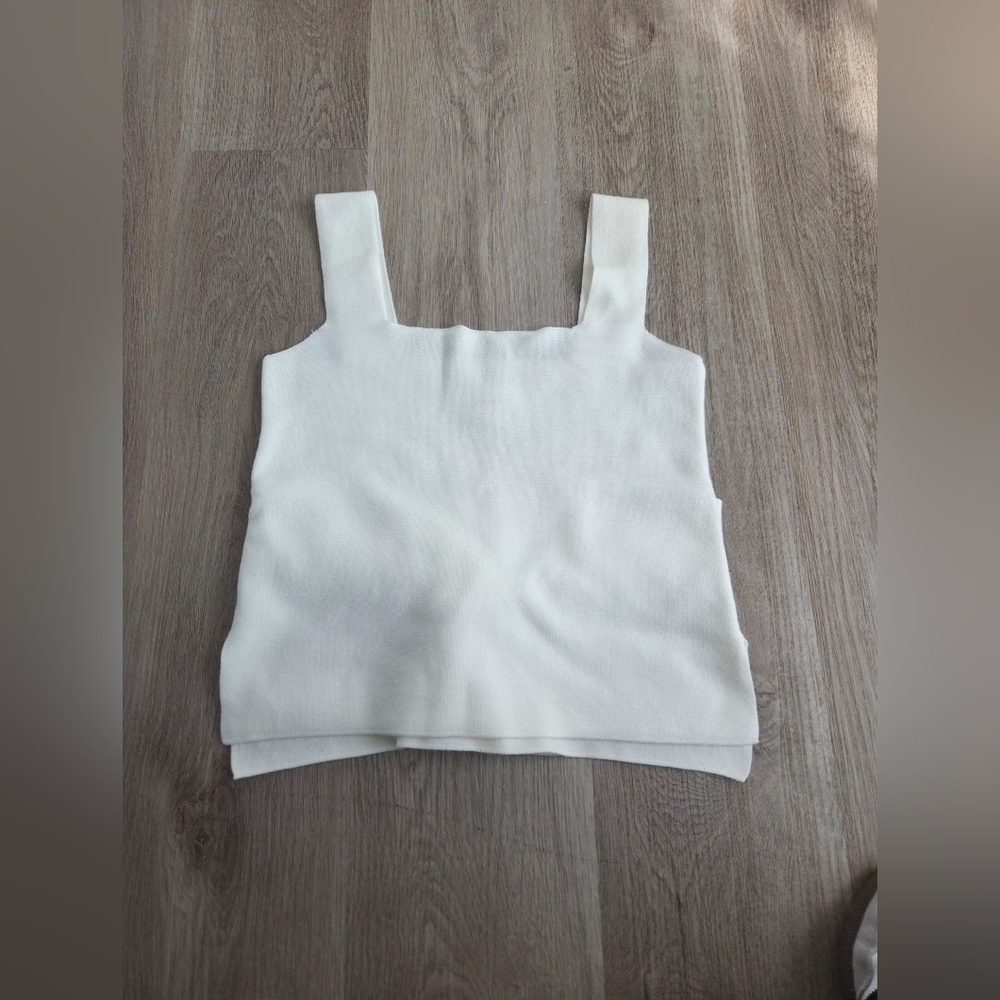 Anthropologie White Crop Top - Picture 2 of 4